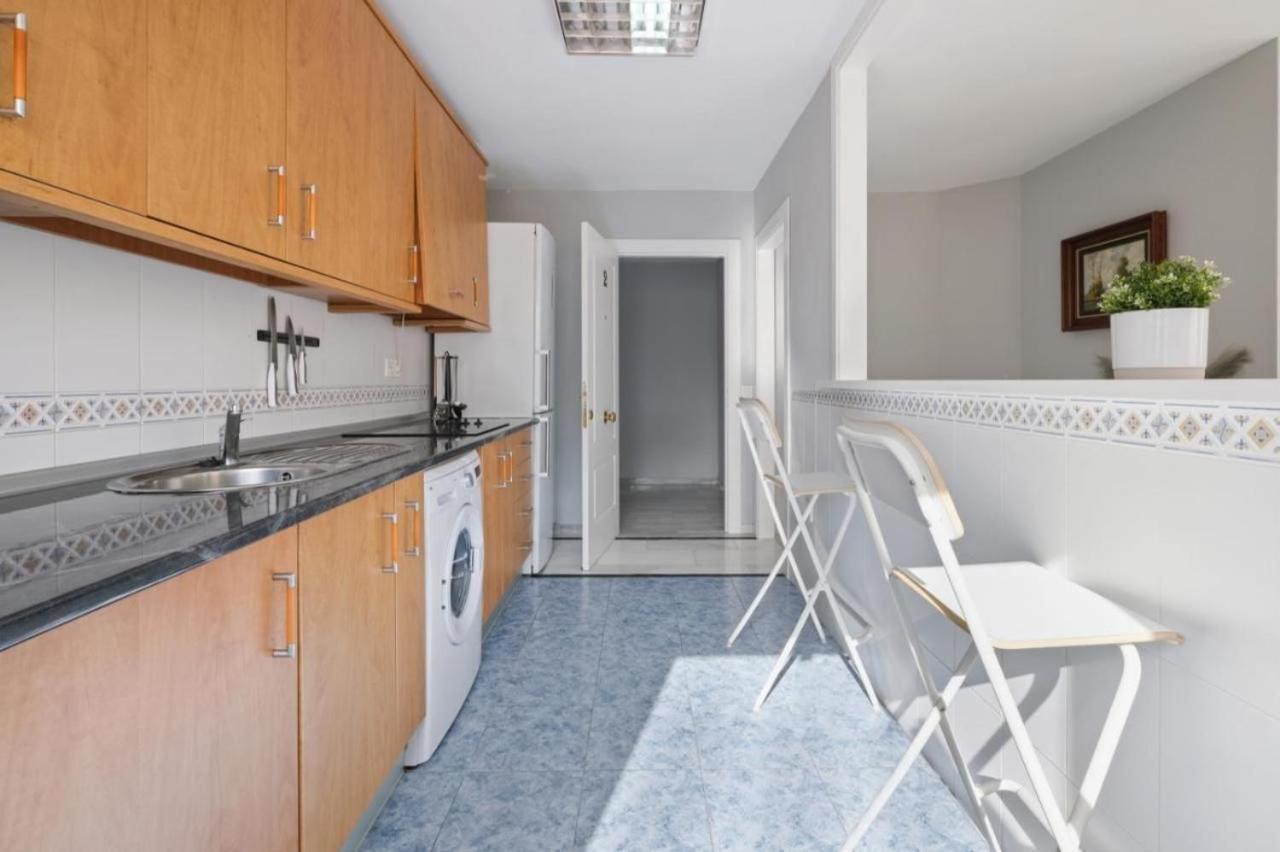 Apartamento En Calle Cuarteles De Dos Habitaciones 马拉加 外观 照片