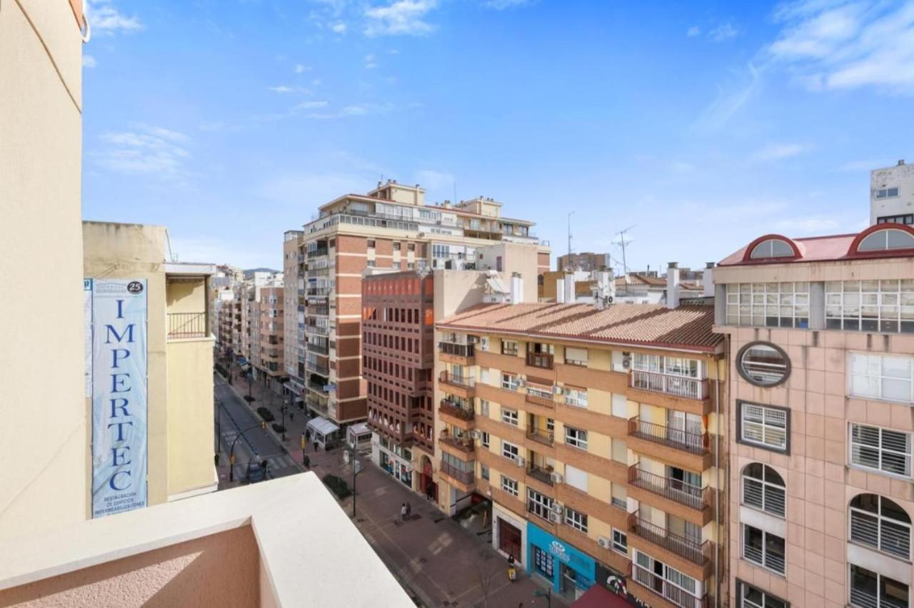 Apartamento En Calle Cuarteles De Dos Habitaciones 马拉加 外观 照片
