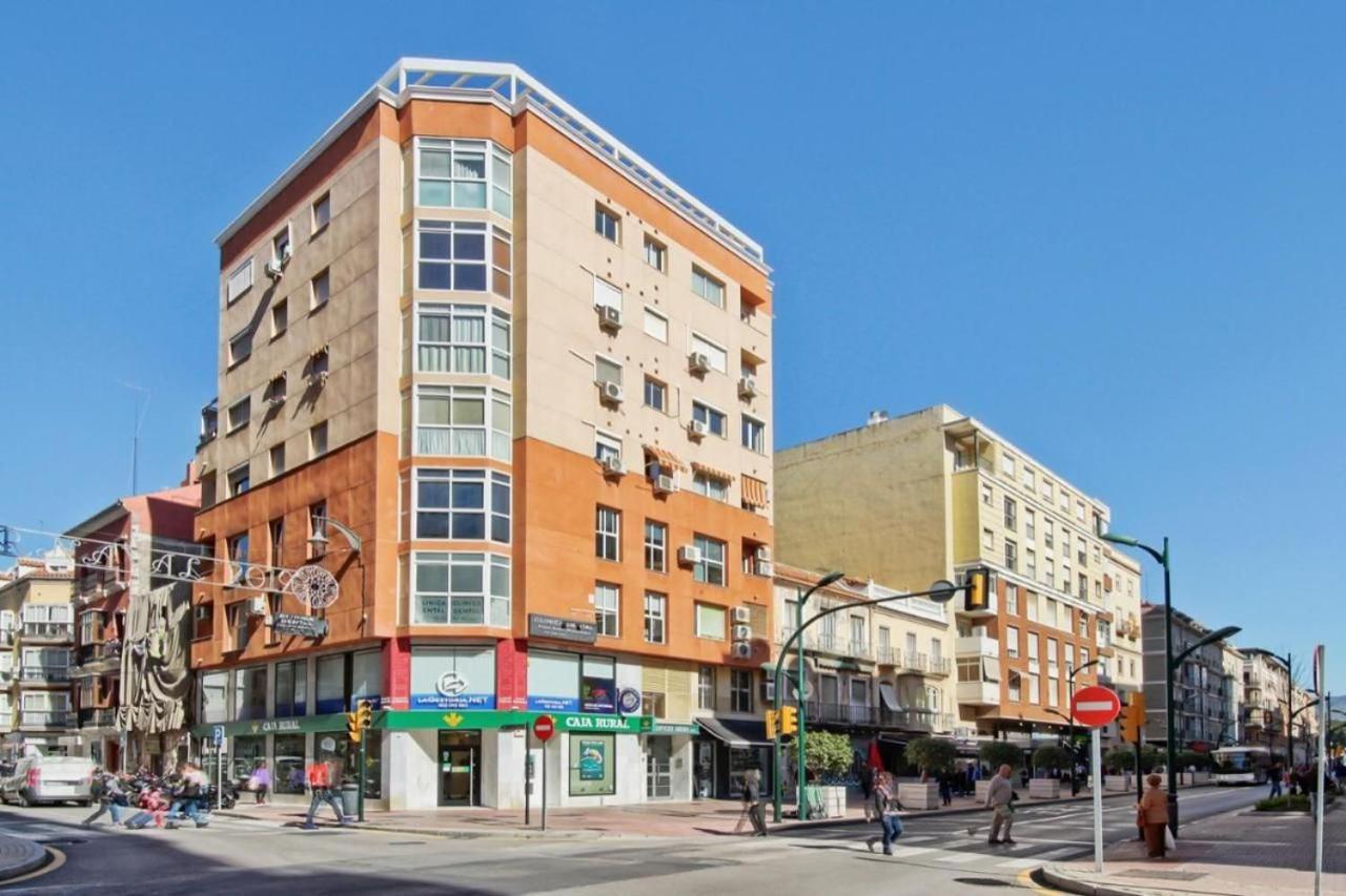 Apartamento En Calle Cuarteles De Dos Habitaciones 马拉加 外观 照片